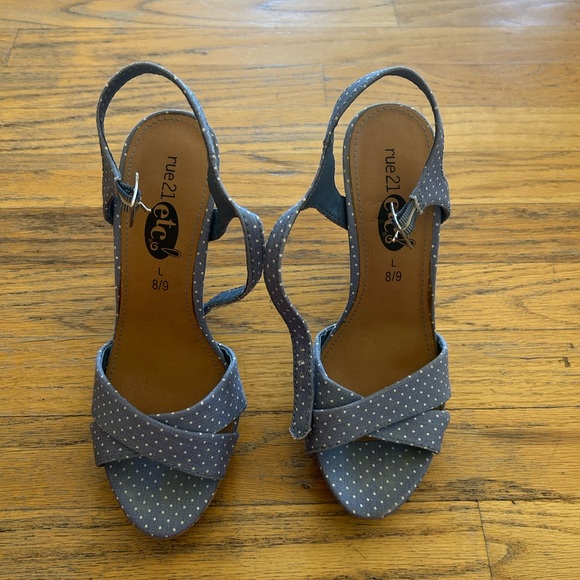 Rue21 Shoes - Rue21 Women's Denim Heels with Blue and White Dots Size 8/9